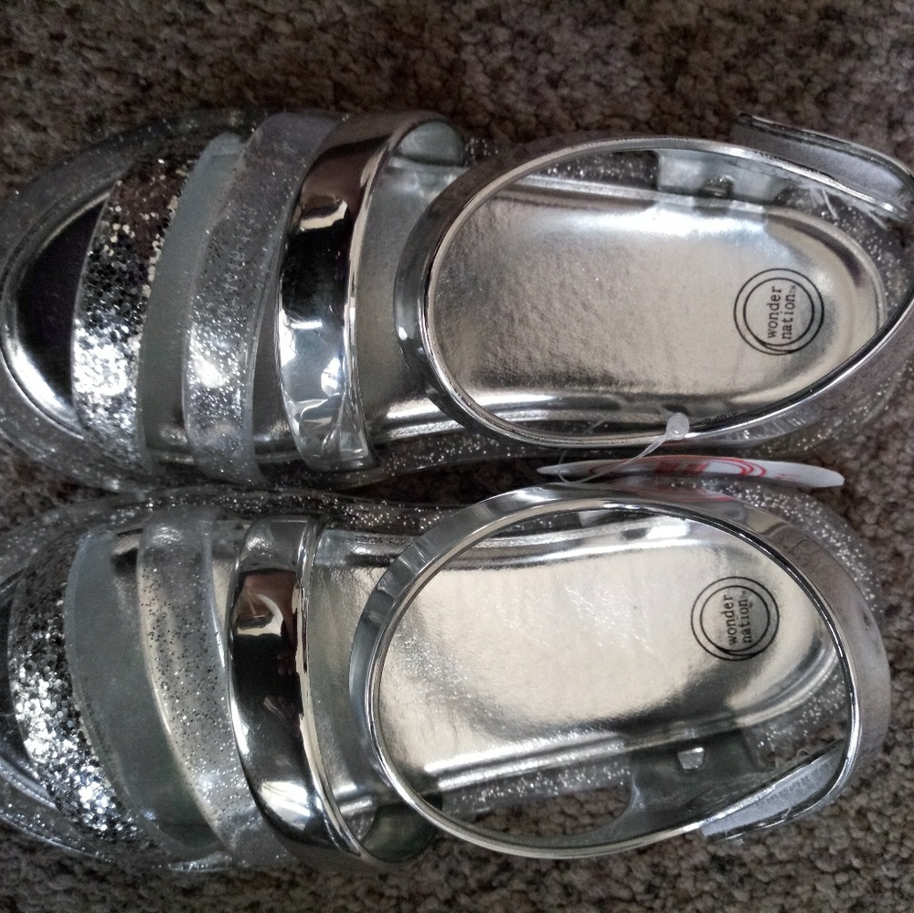 Girl sandal - Picture 3 of 3